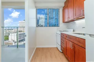 747 Amana St, Honolulu, HI 96814 - Photo 10