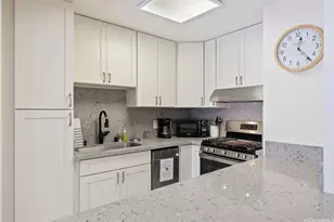 2465 Kuhio Ave, Honolulu, HI 96815 - Photo 8