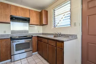 1267 Rycroft St, Honolulu, HI 96814 - Photo 2