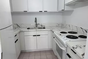 303 Liliuokalani Ave, Honolulu, HI 96815 - Photo 4