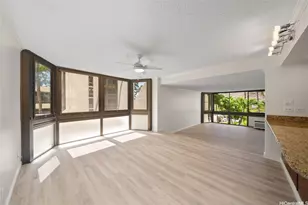 521 Hahaione St, Honolulu, HI 96825 - Photo 6