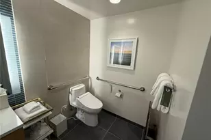 1390 Kapiolani Blvd, Honolulu, HI 96814 - Photo 8