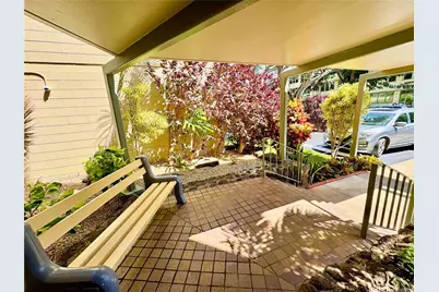 1550 Wilder Avenue #B403, Honolulu, HI 96822 - Photo 8