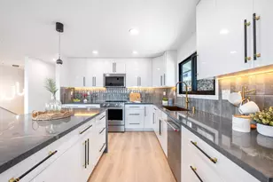 5333 Puahia Pl, Honolulu, HI 96821 - Photo 22