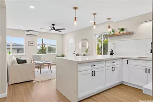 4124 Likini St, Honolulu, HI 96818 - Photo 2