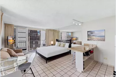 364 Seaside Avenue #701, Honolulu, HI 96815 - Photo 2
