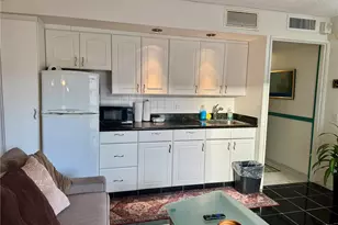 2440 Kuhio Ave, Honolulu, HI 96815 - Photo 12