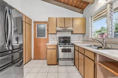 98-1605 Piki Street, Aiea, HI 96701 - Photo 8