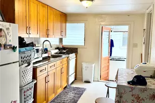 418 Dayton Ln, Honolulu, HI 96817 - Photo 6