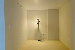 1009 Kapiolani Blvd, Honolulu, HI 96814 - Photo 8