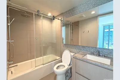 1000 Auahi Street #403, Honolulu, HI 96814 - Photo 4