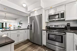 501 Hahaione St, Honolulu, HI 96825 - Photo 2