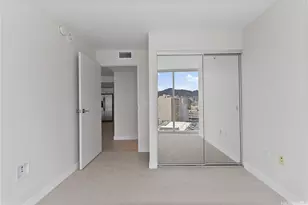 888 Kapiolani Blvd, Honolulu, HI 96813 - Photo 12