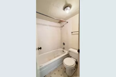 1920 Ala Moana Boulevard #1115, Honolulu, HI 96815 - Photo 4