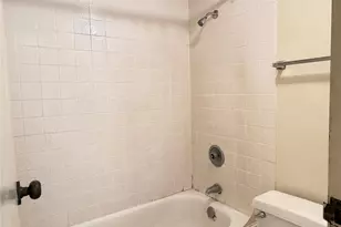 1920 Ala Moana Blvd, Honolulu, HI 96815 - Photo 4