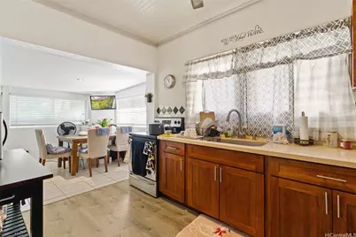 709 Twin View Drive, Honolulu, HI 96817 - Photo 16