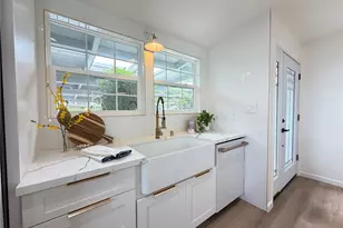 308 Hanakoa St, Honolulu, HI 96825 - Photo 10