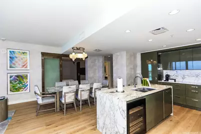 383 Kalaimoku Street #3302, Honolulu, HI 96815 - Photo 6