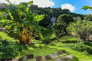 99-827 Holoai St, Aiea, HI 96701 - Photo 20