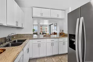 204 Kapahulu Ave, Honolulu, HI 96815 - Photo 16