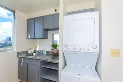 2916 Date Street #10I, Honolulu, HI 96816 - Photo 4