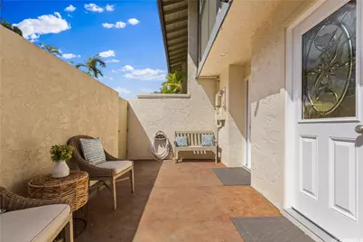 211 Kawaihae Street #D1, Honolulu, HI 96825 - Photo 2