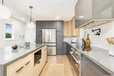 2846 Lowrey Avenue, Honolulu, HI 96822 - Photo 10