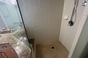 343 Hobron Ln, Honolulu, HI 96815 - Photo 10