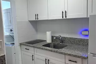 1624 E Liholiho St, Honolulu, HI 96814 - Photo 1