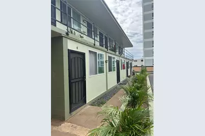 1624 E Liholiho Street #2, Honolulu, HI 96814 - Photo 1