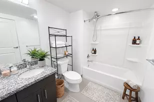 988 Halekauwila St, Honolulu, HI 96814 - Photo 4