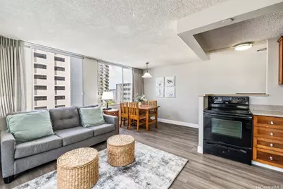 2427 Kuhio Avenue #1006, Honolulu, HI 96815 - Photo 4