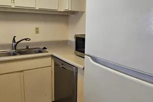 1054 Green St, Honolulu, HI 96822 - Photo 14