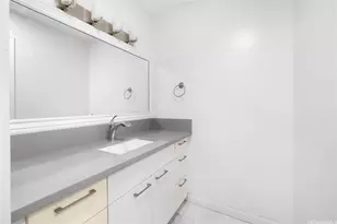 2240 Kuhio Ave, Honolulu, HI 96815 - Photo 12