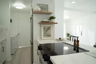 84-658 Manuku St, Waianae, HI 96792 - Photo 2