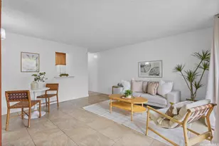 98-1038 Moanalua Rd, Aiea, HI 96701 - Photo 2