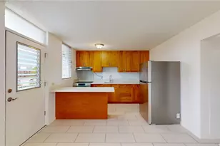 39 Hialoa St, Honolulu, HI 96817 - Photo 2