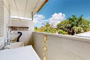 39 Hialoa St, Honolulu, HI 96817 - Photo 14