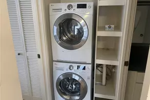 1088 Bishop St, Honolulu, HI 96813 - Photo 8