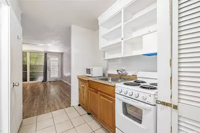1700 Makiki Street #112, Honolulu, HI 96822 - Photo 10