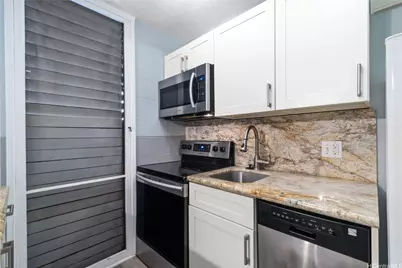 1190 Wilder Avenue #102, Honolulu, HI 96822 - Photo 6