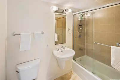 421 Olohana Street #1004, Honolulu, HI 96815 - Photo 16