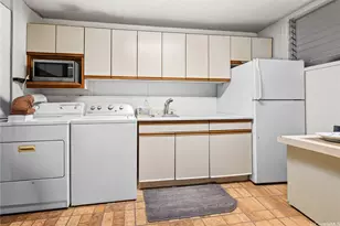 780 Amana St, Honolulu, HI 96814 - Photo 6