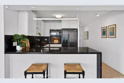 2575 Kuhio Avenue #904, Honolulu, HI 96815 - Photo 16