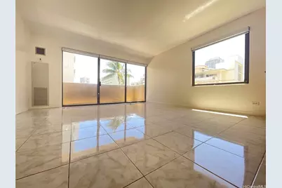 2140 Kuhio Avenue #501, Honolulu, HI 96815 - Photo 4