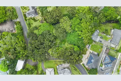 3242 Pelekane Drive, Honolulu, HI 96817 - Photo 8