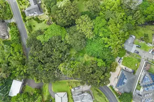 3242 Pelekane Dr, Honolulu, HI 96817 - Photo 8