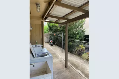 1249 Matlock Avenue #B, Honolulu, HI 96814 - Photo 4