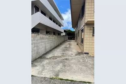 1249 Matlock Avenue #B, Honolulu, HI 96814 - Photo 2