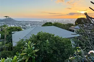 3655 Nihipali Pl, Honolulu, HI 96816 - Photo 1